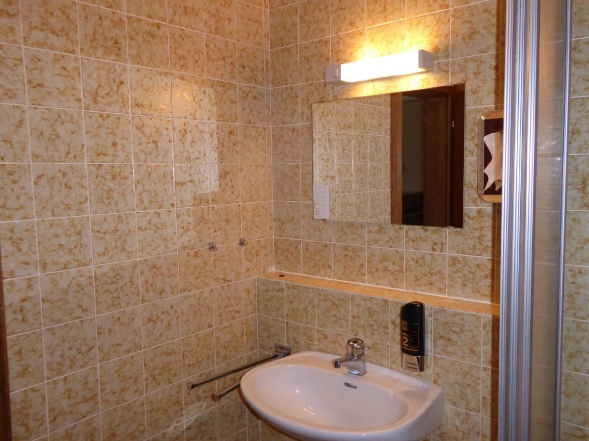 Landhotel Lindenhof Stadtsteinach Eksteriør billede